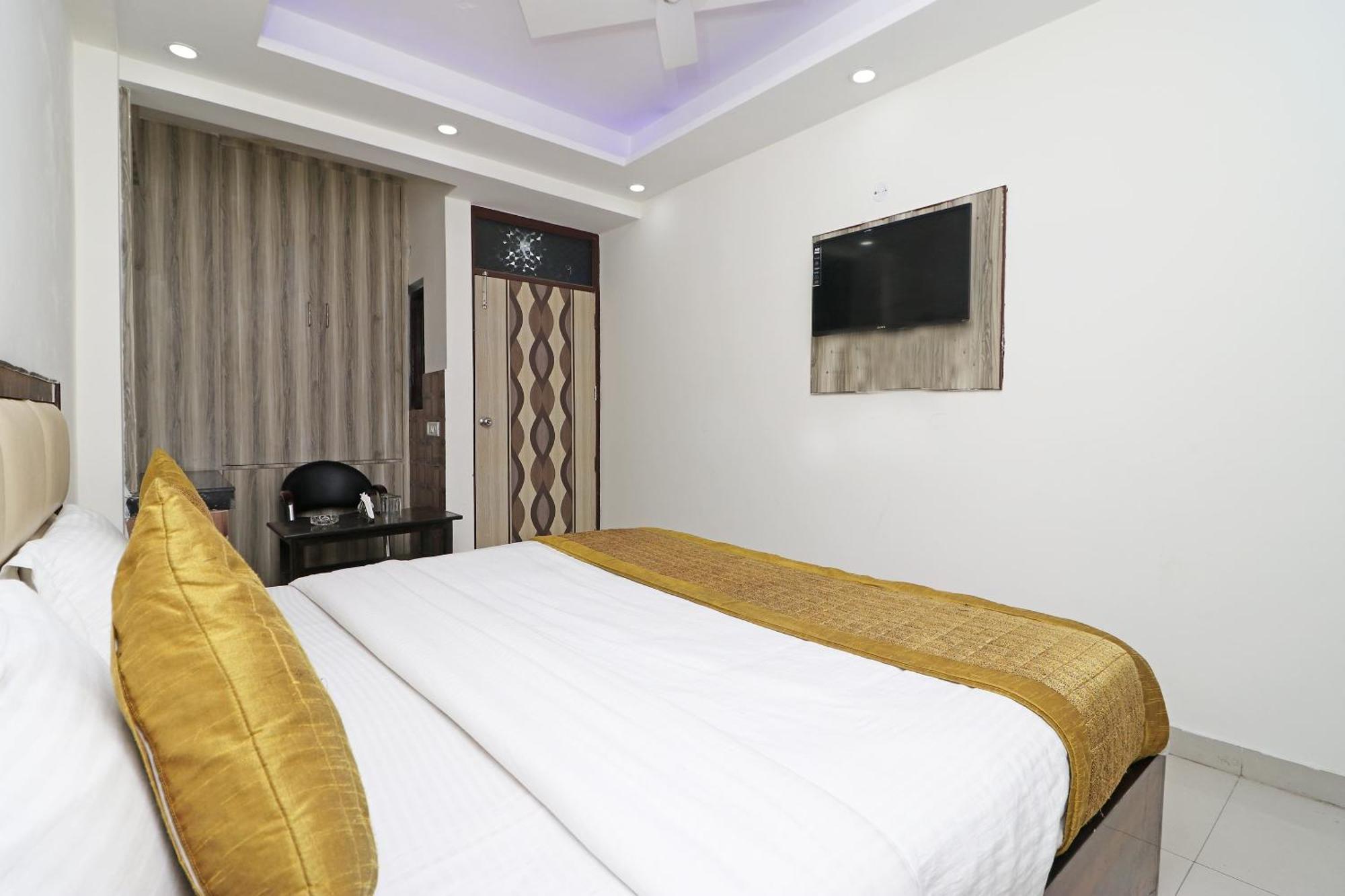 Hotel O Sweet Palace New Delhi Eksteriør bilde